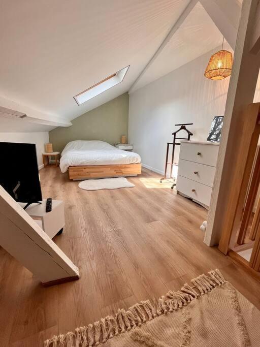 North Cosy House - Douai Centre Apartment Luaran gambar